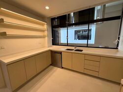 The Colonnade (D10), Condominium #528006171